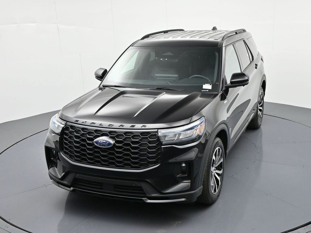 2025 Ford Explorer ST-Line 4WD