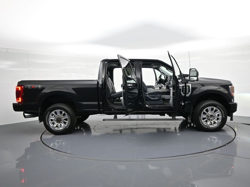 2022 Ford Super Duty F-350 SRW Limited