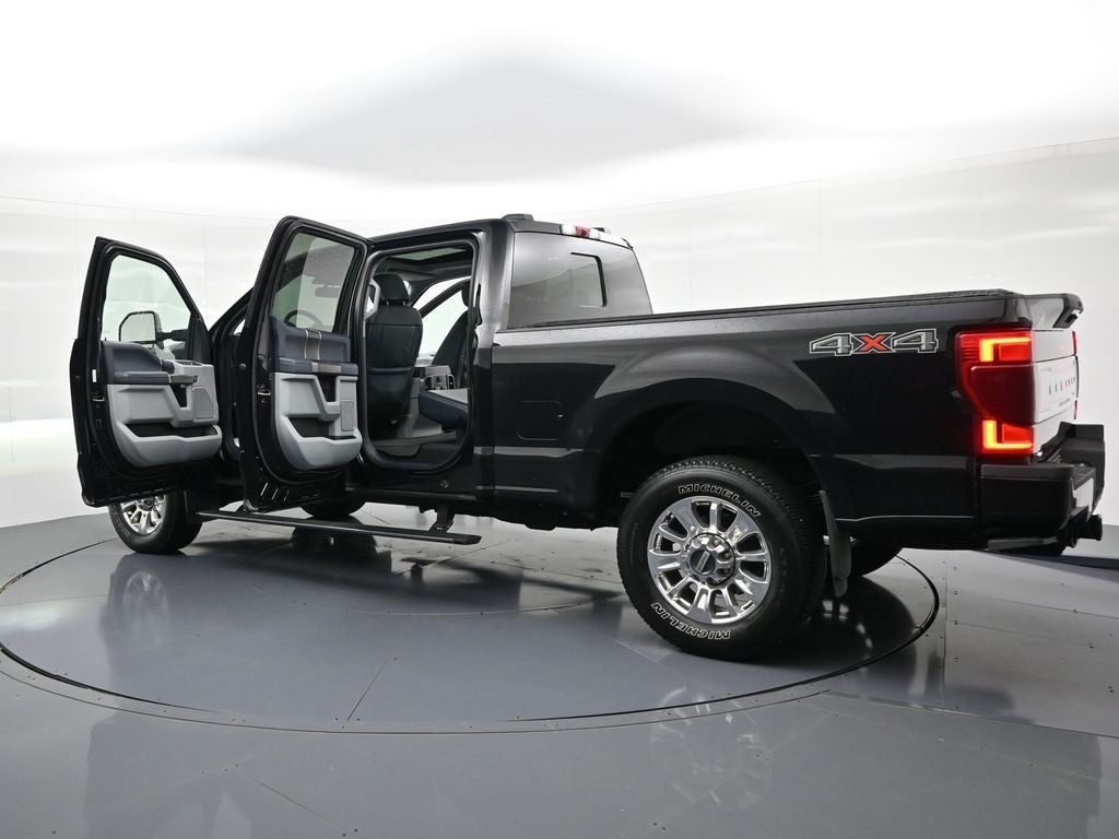 2022 Ford Super Duty F-350 SRW Limited