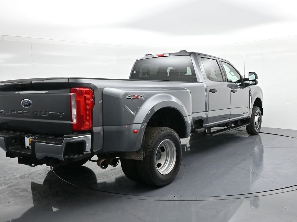 2025 Ford Super Duty F-350 DRW XLT