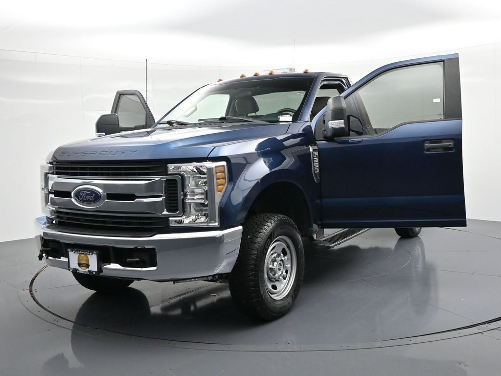 2018 Ford Super Duty F-350 SRW XL