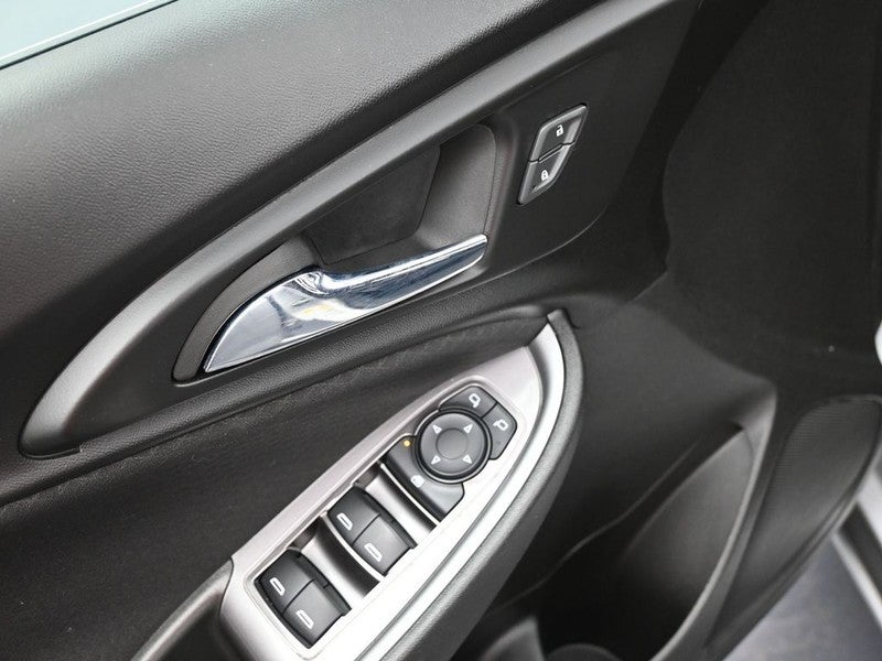 2022 Chevrolet Malibu 4dr Sdn RS