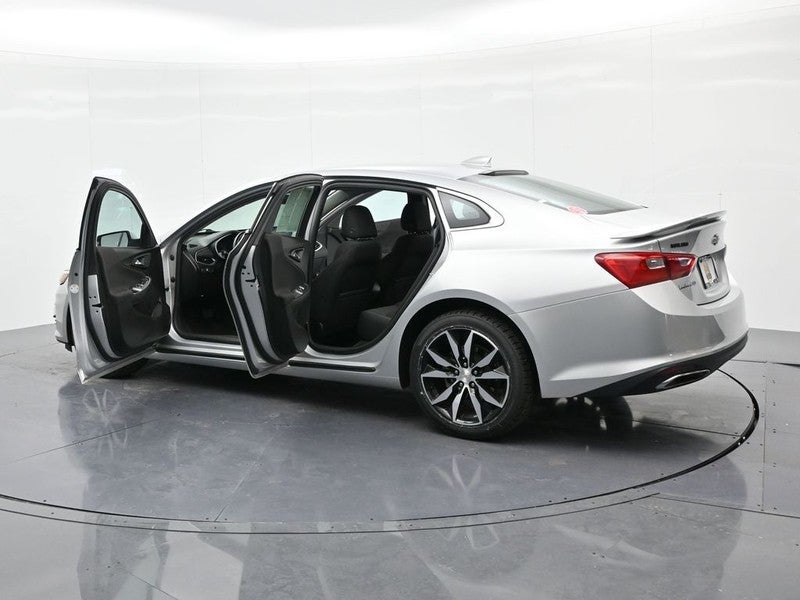 2022 Chevrolet Malibu 4dr Sdn RS