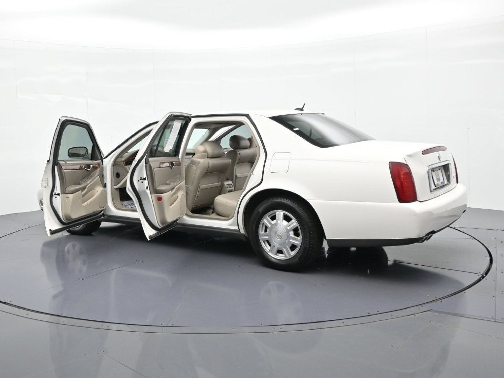 2005 Cadillac DeVille Base
