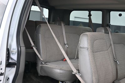 2018 Chevrolet Express Passenger RWD 3500 135" LT