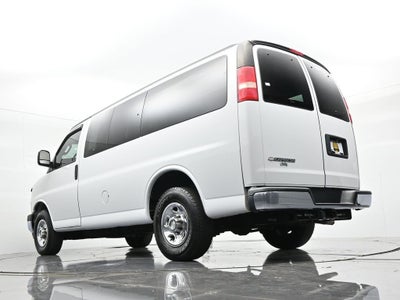 2018 Chevrolet Express Passenger RWD 3500 135" LT