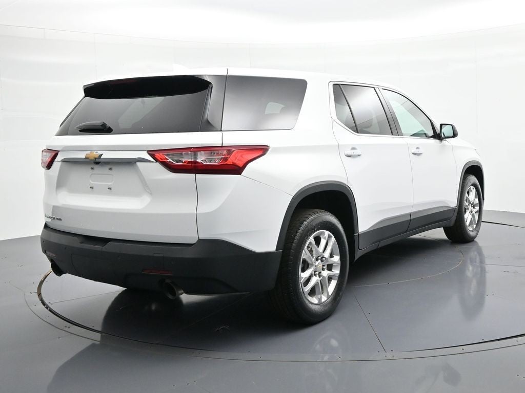 2021 Chevrolet Traverse LS w/1FL