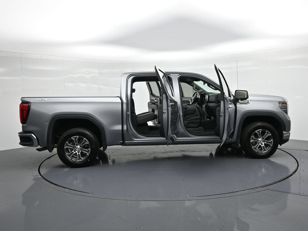 2025 GMC Sierra 1500 4WD Crew Cab 147" SLT