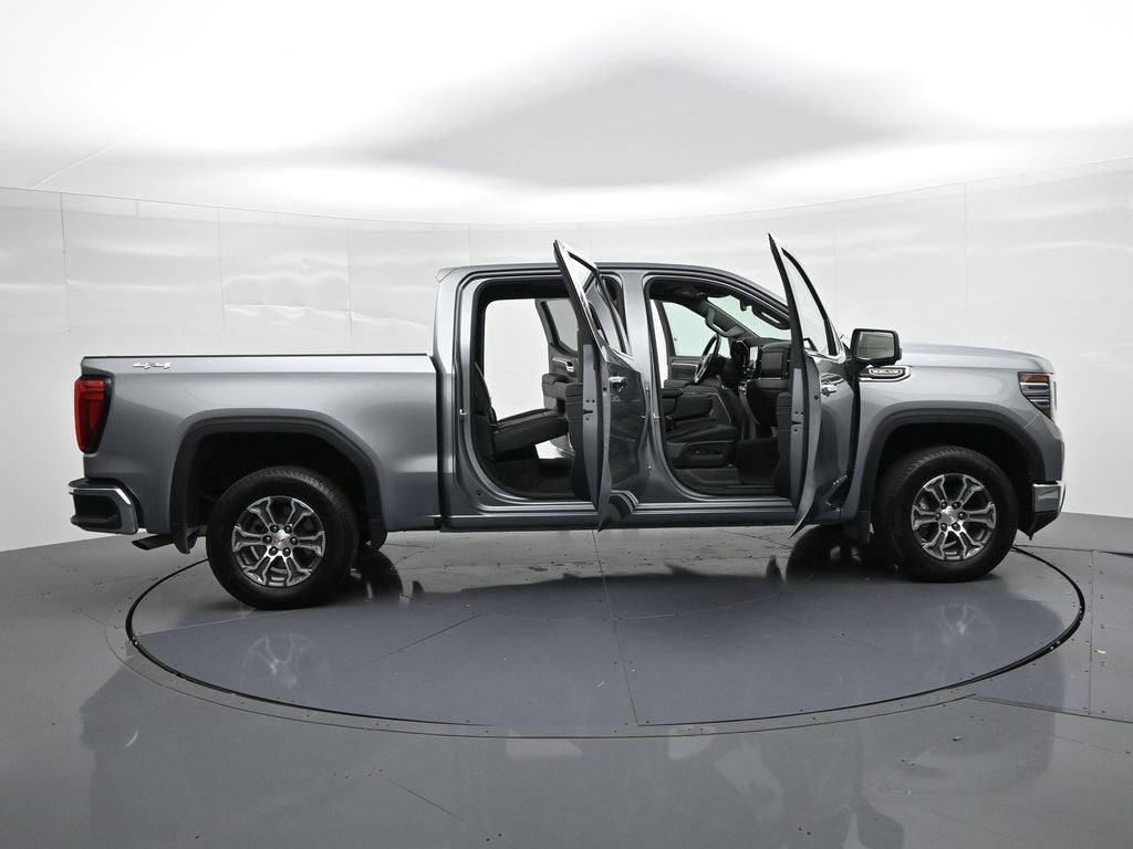 2026 GMC Sierra 1500 4WD Crew Cab 147" SLT