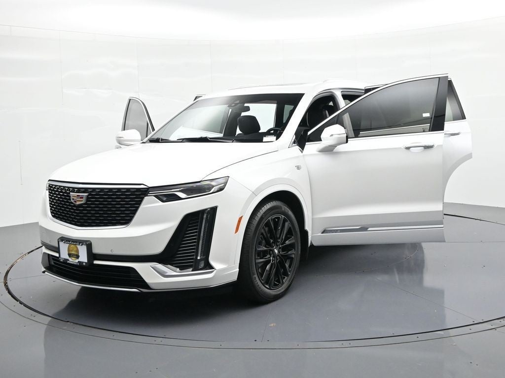 2023 Cadillac XT6 AWD Luxury