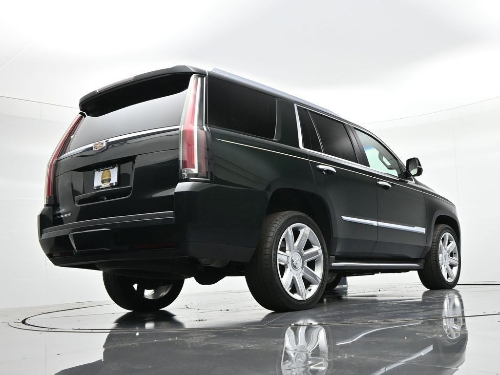 2016 Cadillac Escalade 4WD 4dr Luxury Collection
