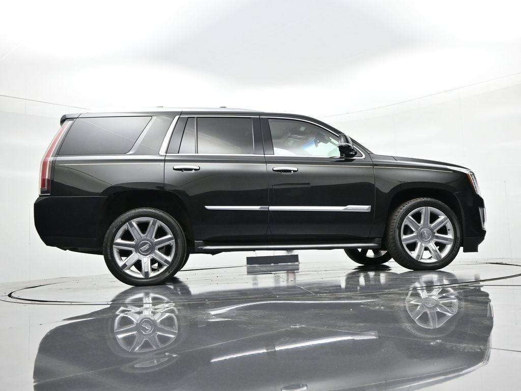 2016 Cadillac Escalade 4WD 4dr Luxury Collection