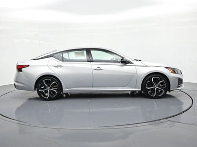 2024 Nissan Altima 2.5 SR Sedan