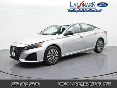 2024 Nissan Altima 2.5 SV Sedan