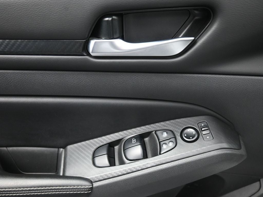 2024 Nissan Altima 2.5 SV Sedan