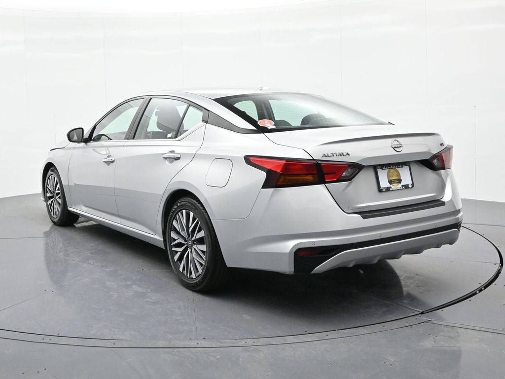 2024 Nissan Altima 2.5 SV Sedan