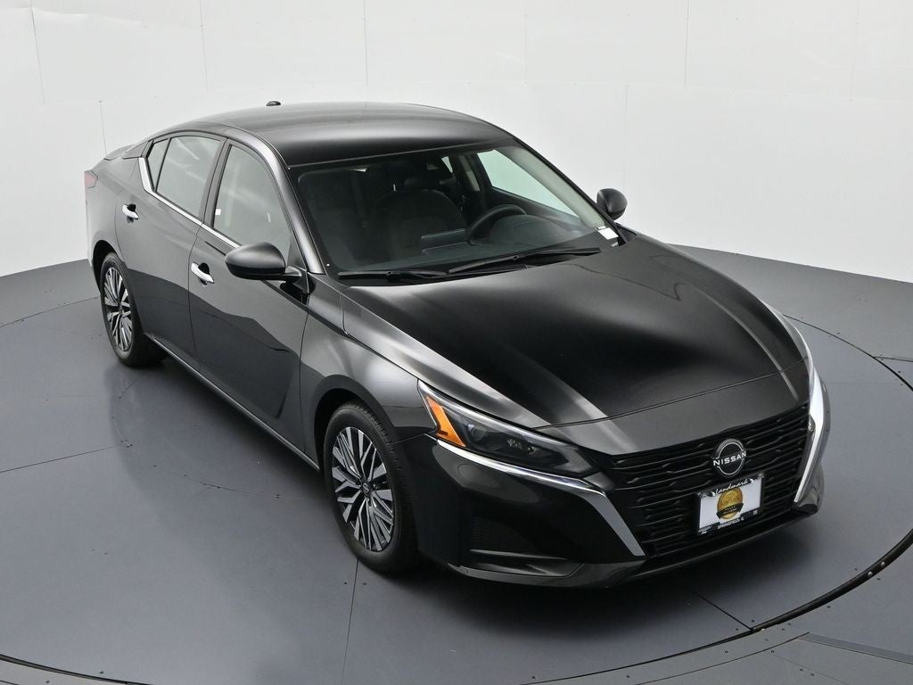 2024 Nissan Altima 2.5 SV Sedan