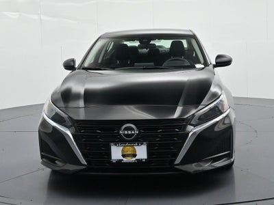 2024 Nissan Altima 2.5 SV Sedan