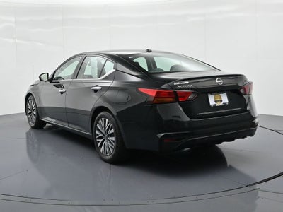 2024 Nissan Altima 2.5 SV Sedan