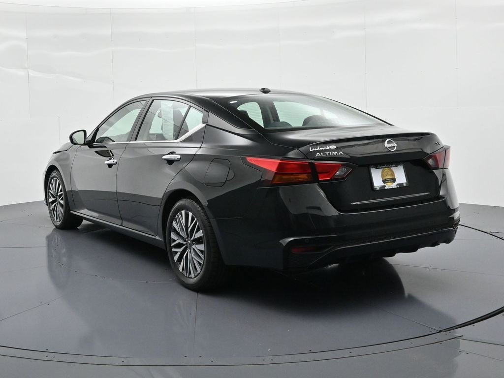 2024 Nissan Altima 2.5 SV Sedan