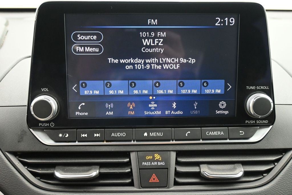 2022 Nissan Altima 2.5 SV Sedan
