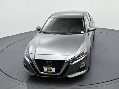 2022 Nissan Altima 2.5 SV Sedan