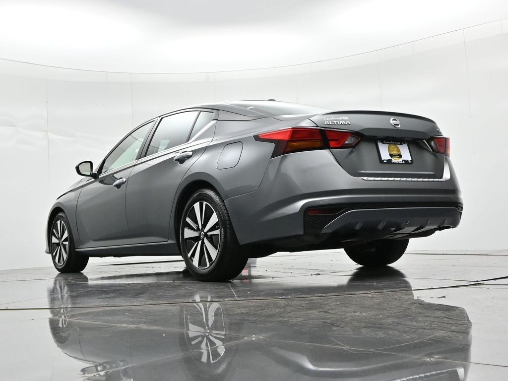 2022 Nissan Altima 2.5 SV Sedan