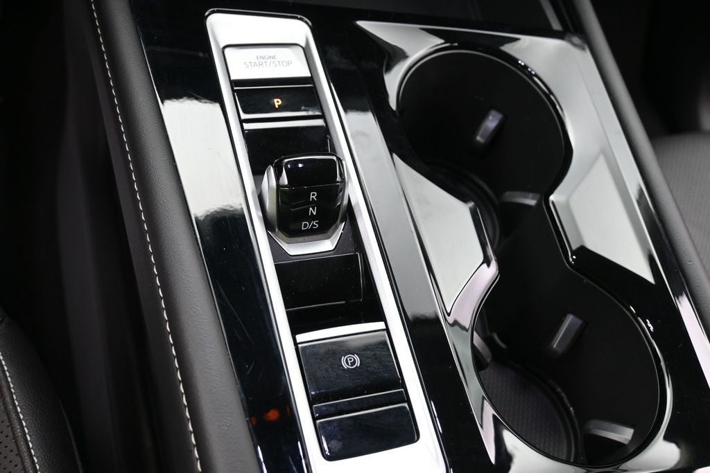 2026 Volkswagen Atlas 2.0T SE w/Technology FWD