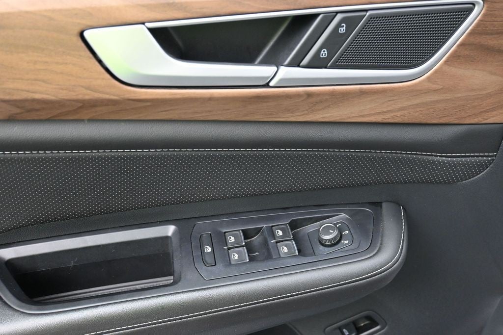 2026 Volkswagen Atlas 2.0T SE w/Technology FWD