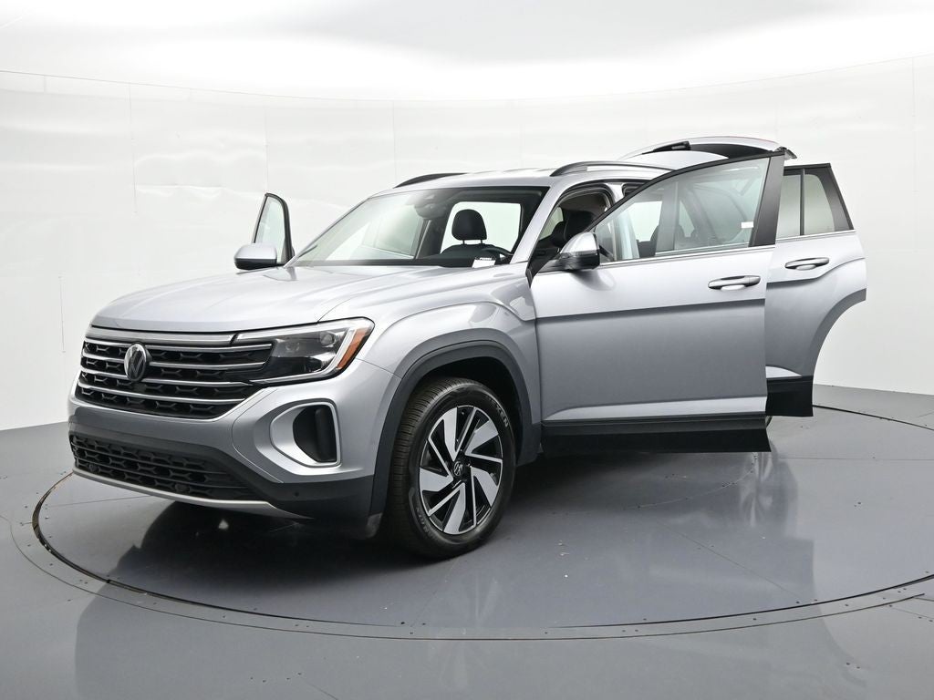 2026 Volkswagen Atlas 2.0T SE w/Technology FWD