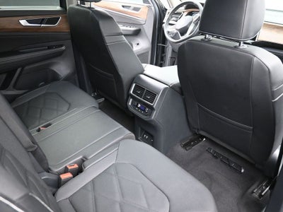 2025 Volkswagen Atlas 2.0T SE w/Technology FWD