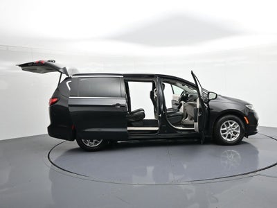 2023 Chrysler Pacifica Touring L FWD