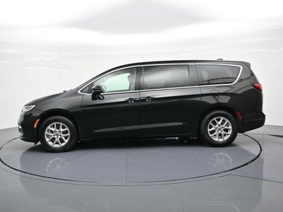 2023 Chrysler Pacifica Touring L FWD
