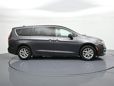 2023 Chrysler Pacifica Touring L FWD