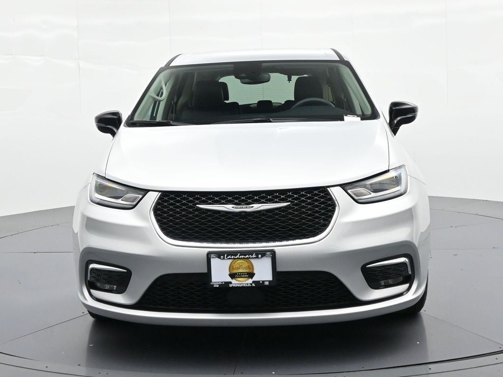 2024 Chrysler Pacifica Touring L FWD