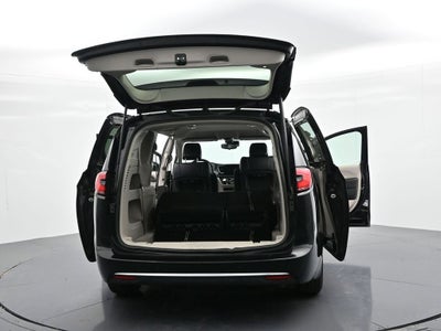 2024 Chrysler Pacifica Touring L FWD