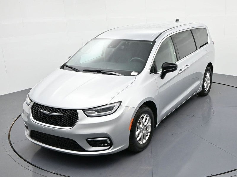 2024 Chrysler Pacifica Touring L FWD
