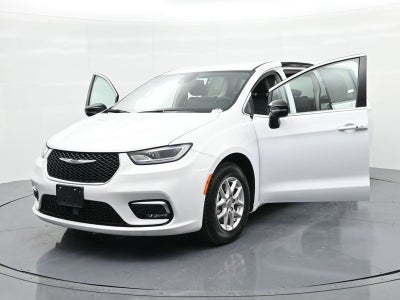 2024 Chrysler Pacifica Touring L FWD