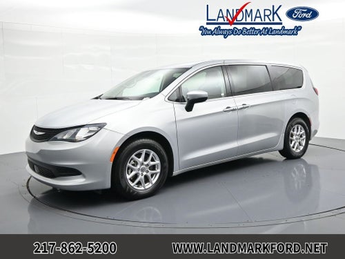 2023 Chrysler Voyager LX FWD