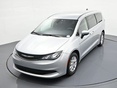 2023 Chrysler Voyager LX FWD