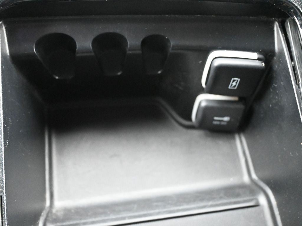 2025 Chrysler Pacifica Limited FWD