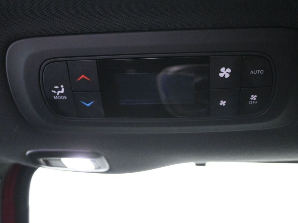 2025 Chrysler Pacifica Limited FWD