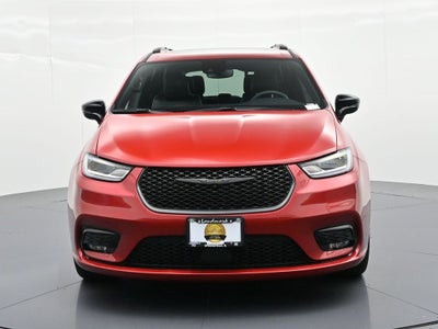 2025 Chrysler Pacifica Limited FWD