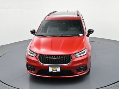 2025 Chrysler Pacifica Limited FWD