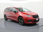2025 Chrysler Pacifica Limited FWD