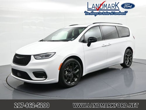 2025 Chrysler Pacifica Limited FWD