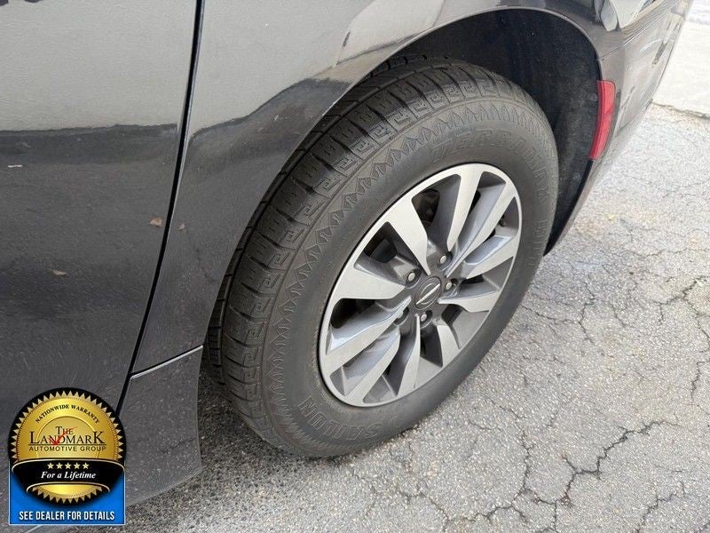 2022 Chrysler Pacifica Hybrid Touring L FWD