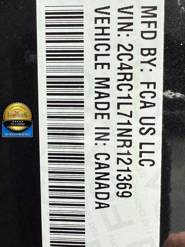 2022 Chrysler Pacifica Hybrid Touring L FWD