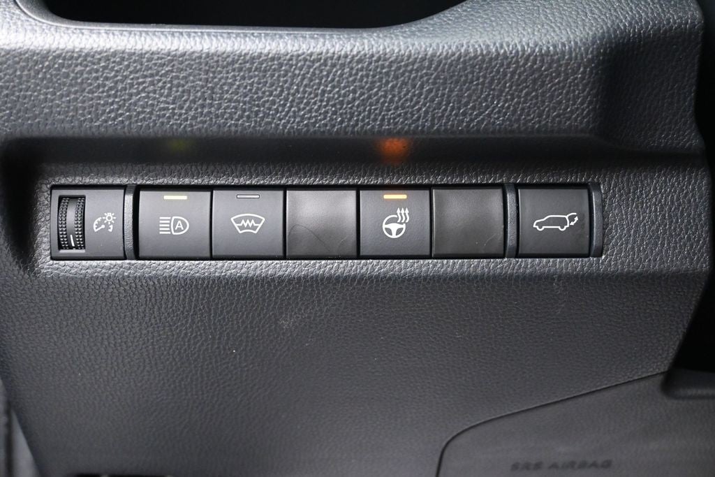 2023 Toyota RAV4 XLE Premium AWD (Natl)