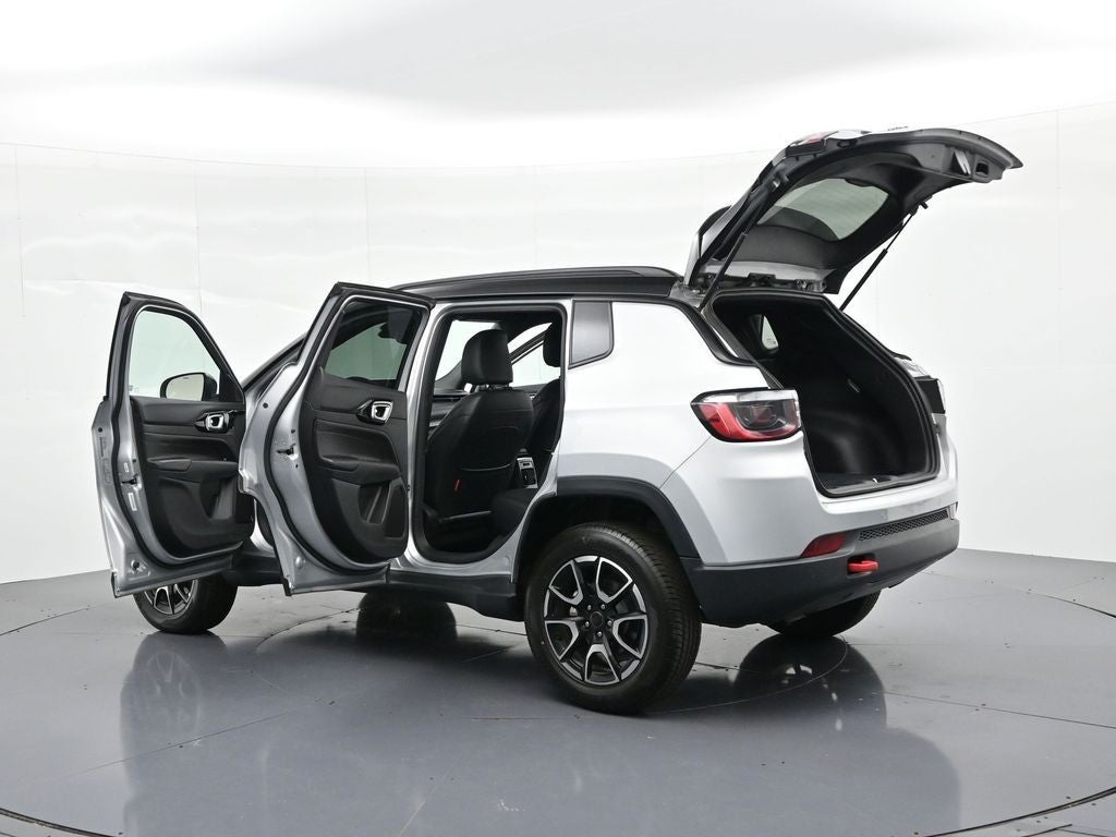 2025 Jeep Compass Trailhawk 4x4